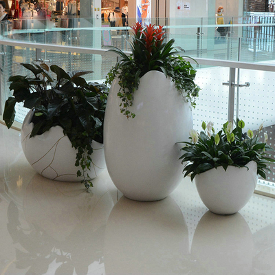 商场蛋壳造型玻璃钢花盆