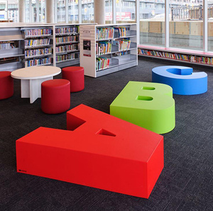 玻璃鋼字母坐凳圖書館兒童樂園擺放