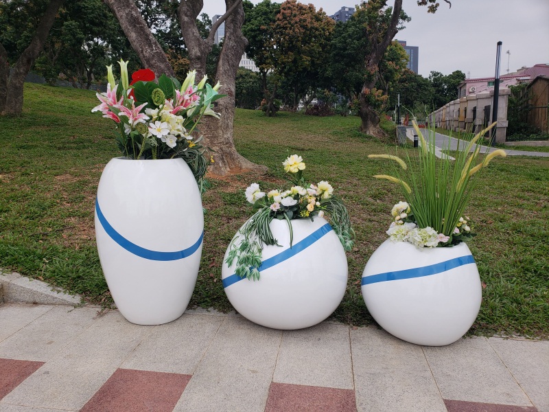 楼盘美陈玻璃钢花盆绿植盆定制